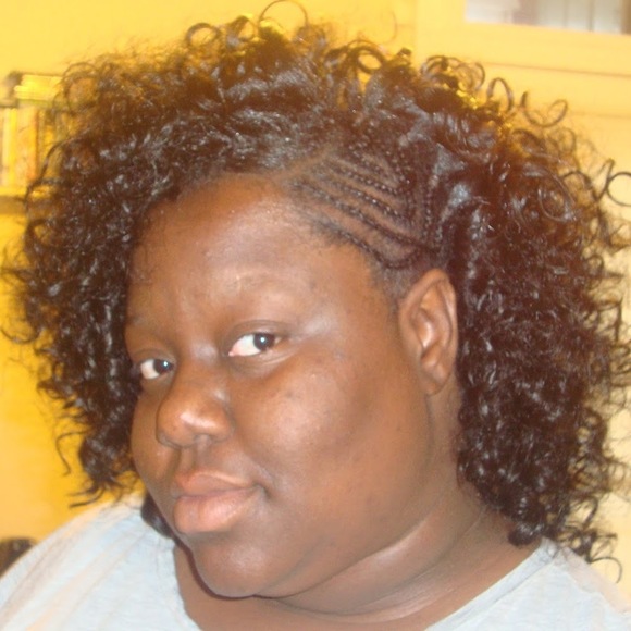 Meet your Posher, Shannon - Picture 1 of 1